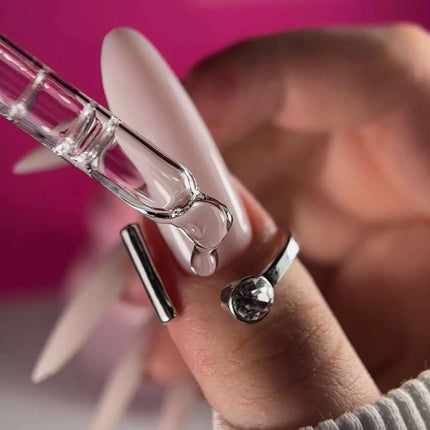 Λάδι επωνυχίων Edlen με άρωμα φράουλας 30 ml