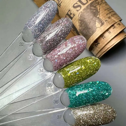 Saga Fiery Gel Polish №36 Emerald with foil 9ml