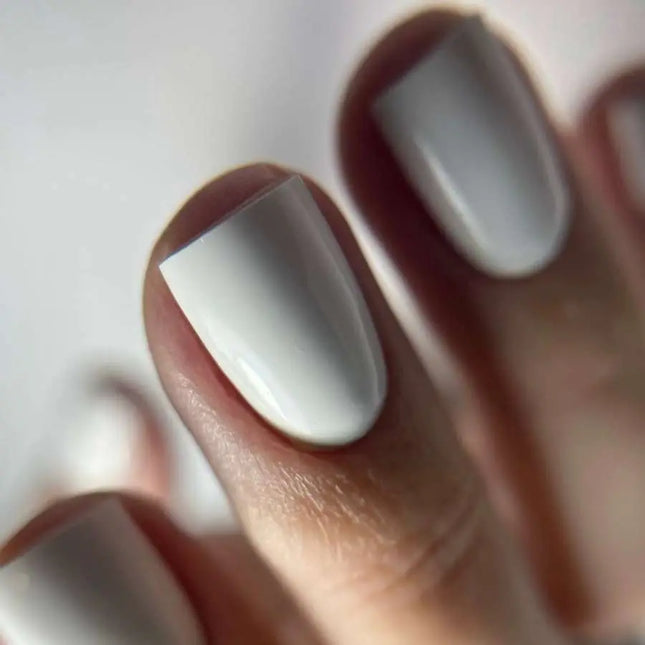 Luna Gel Polish №002 Χρώμα Παγωμένο Λευκό 8ml