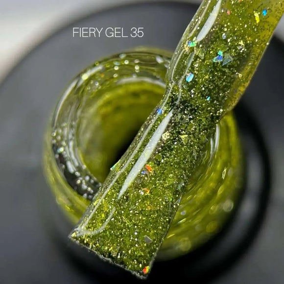 Saga Fiery Gel Polish №35 Peridot με φύλλο 9ml