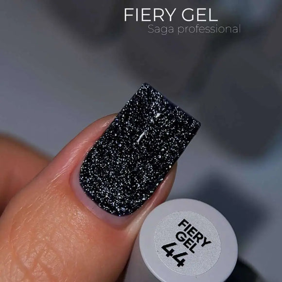 Saga Fiery Gel Polish №44 Black με μπλε υποτόνο 9ml